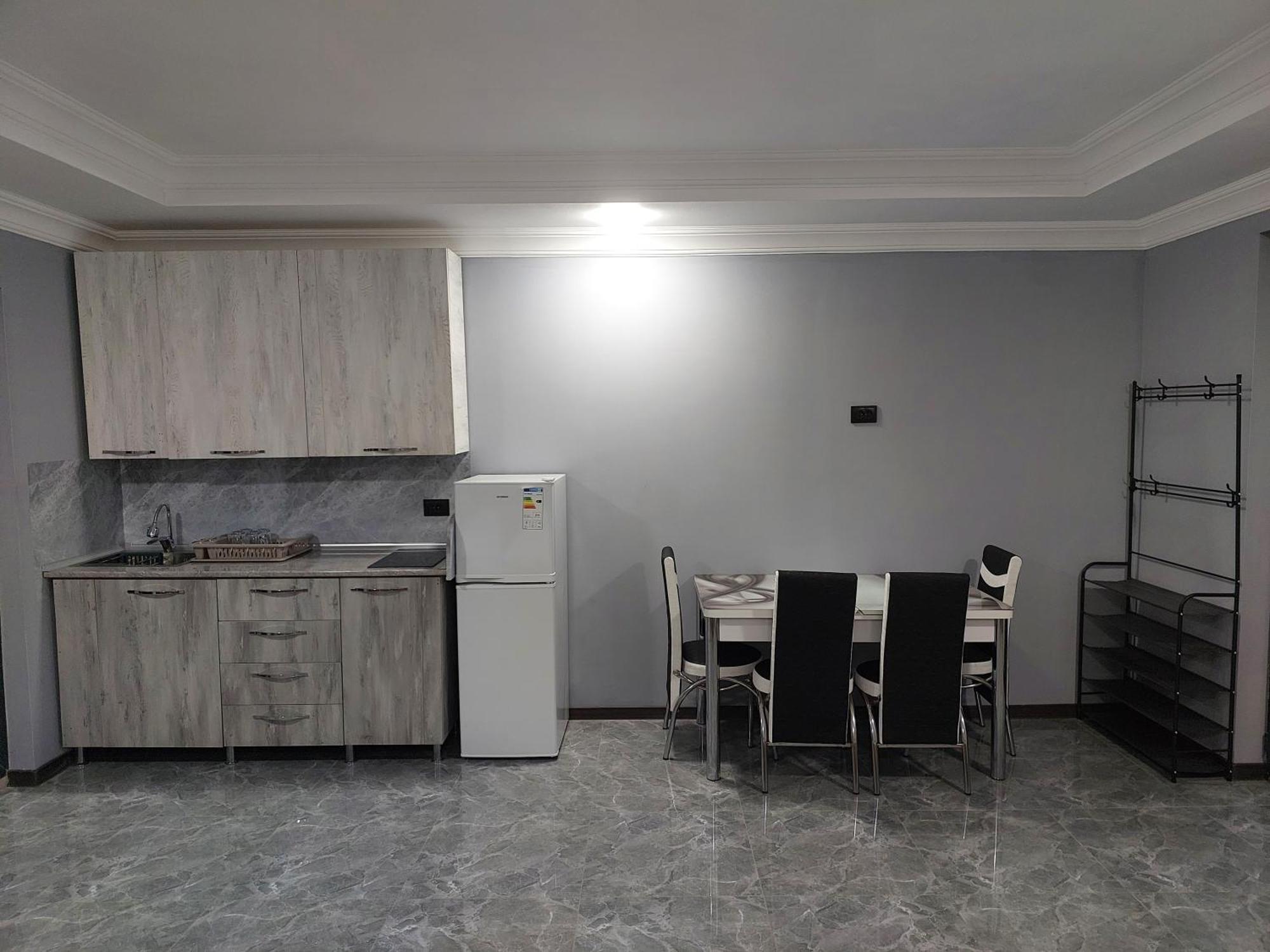 Apartment Beso Kutaisi Bagian luar foto
