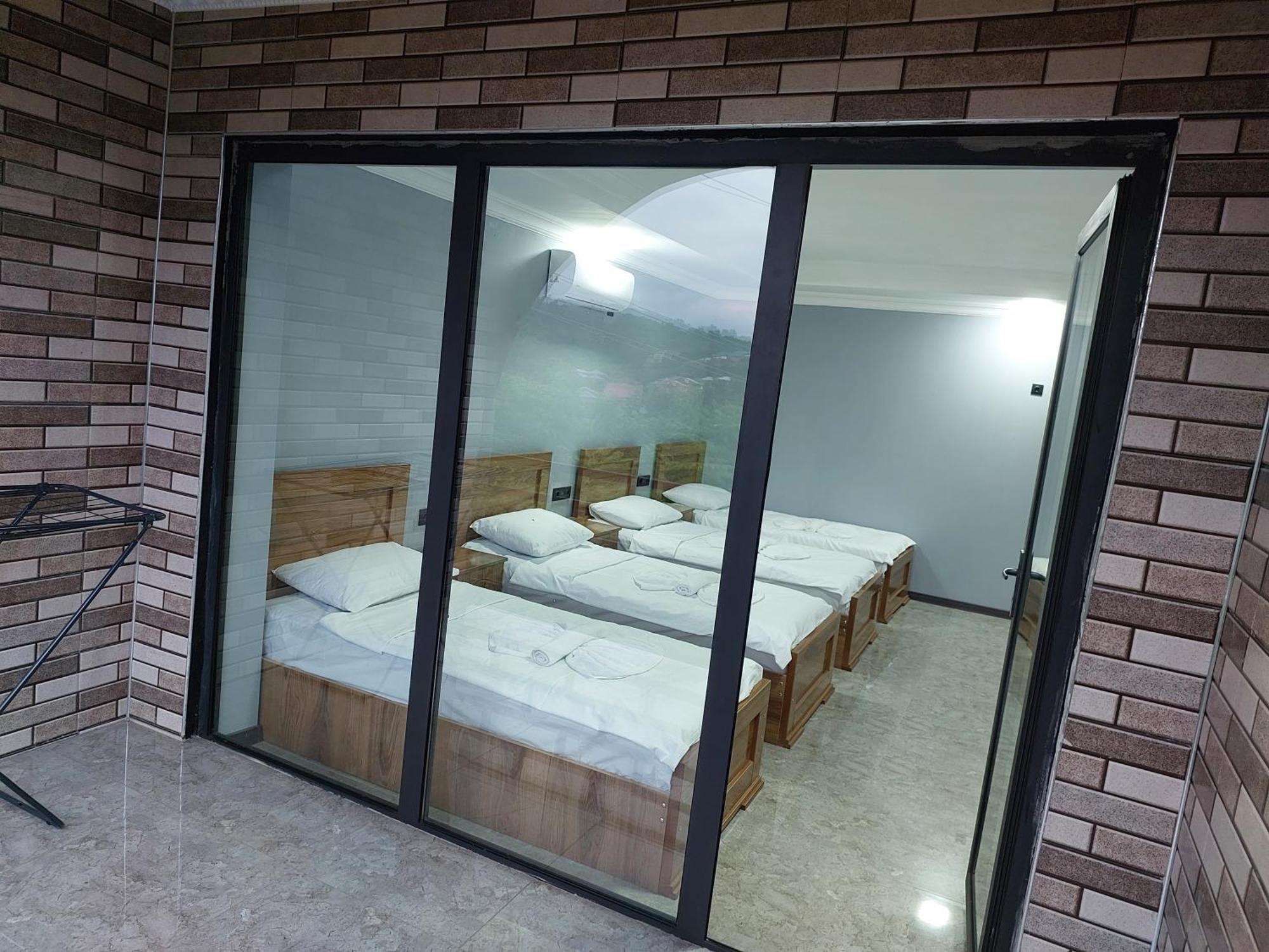 Apartment Beso Kutaisi Bagian luar foto